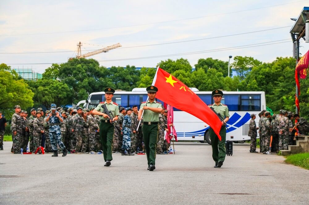正拓軍事夏令營(yíng)之開(kāi)營(yíng)儀式